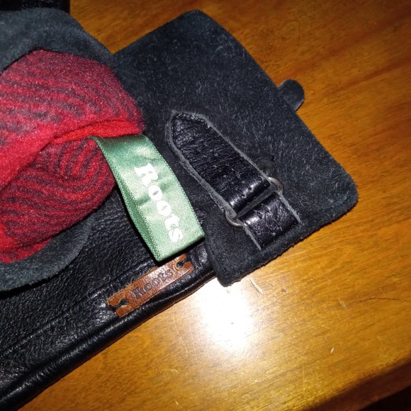 Roots Leather Gloves - Picture 5 of 8